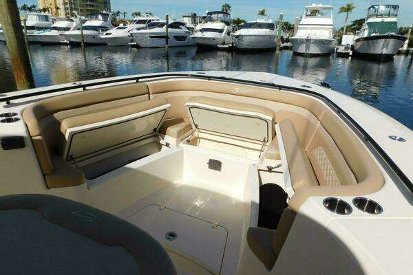 Scout 330 LXF Yacht For Sale