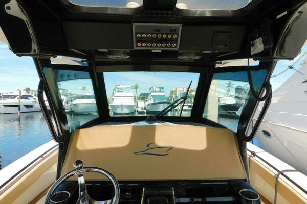 33ft Scout Yacht For Sale