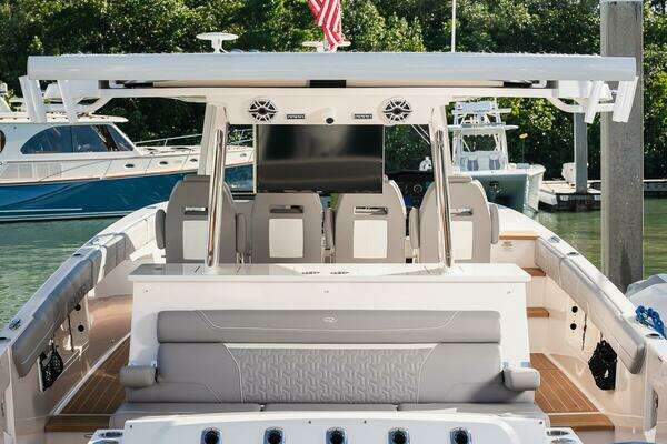 Regal SAV Yacht For Sale