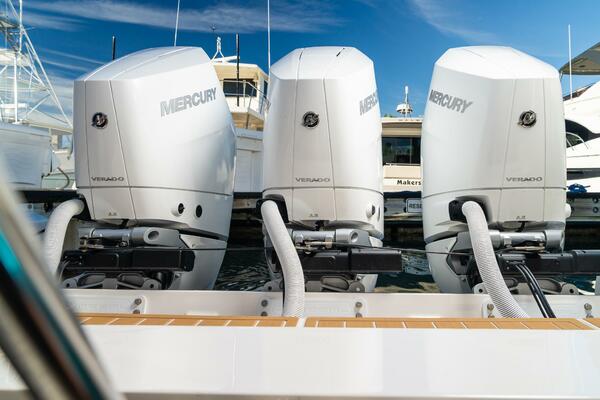 Lets GO 39ft Regal Yacht For Sale