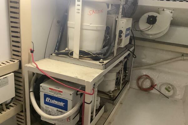 FOURTH QUARTER 50ft Viking Yacht For Sale