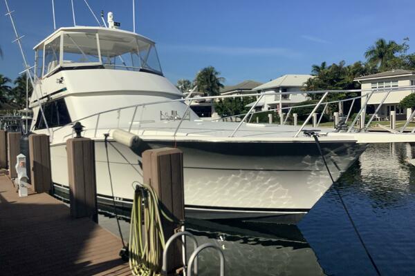 FOURTH QUARTER 50ft Viking Yacht For Sale