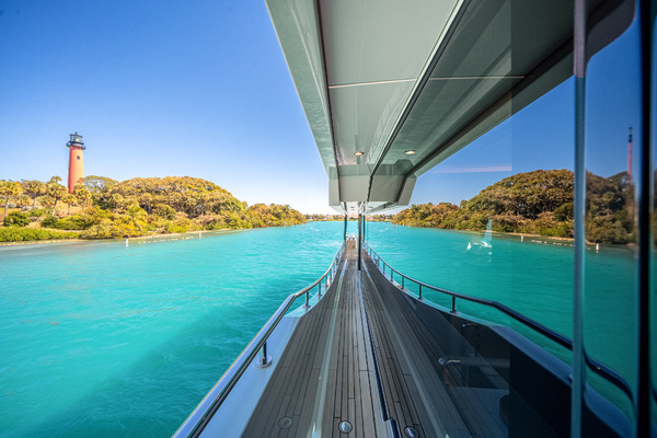 2025 Ocean Alexander 95