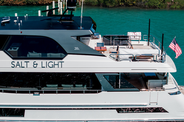 95ft Ocean Alexander Yacht For Sale