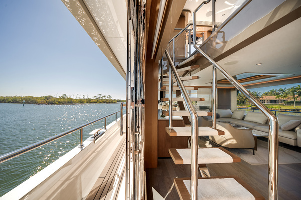 2025 Ocean Alexander 95