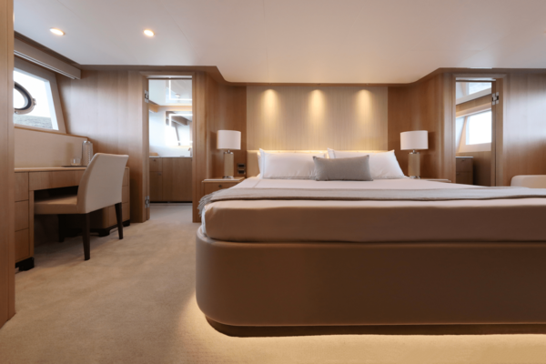 95ft Ocean Alexander Yacht For Sale