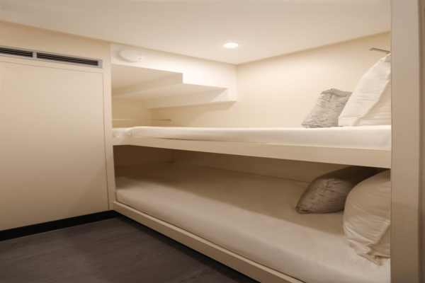 Ocean Alexander 28L Yacht For Sale