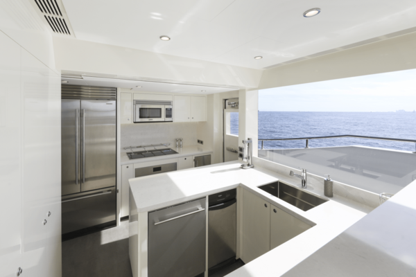 Ocean Alexander 28L Yacht For Sale