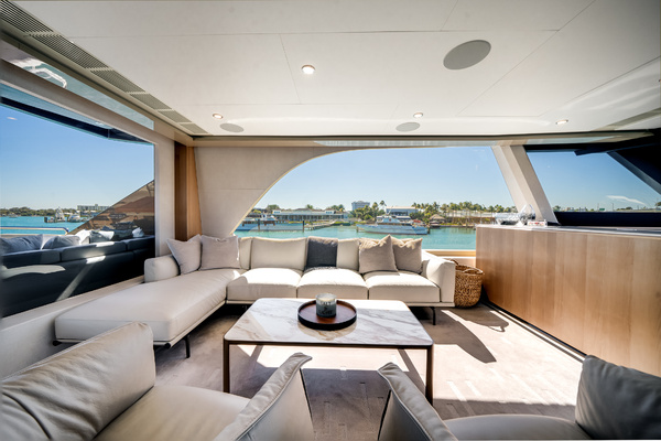 95ft Ocean Alexander Yacht For Sale