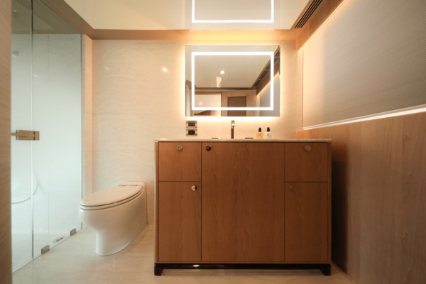 95ft Ocean Alexander Yacht For Sale