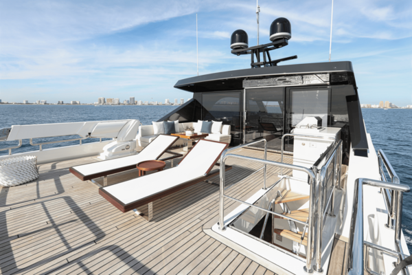 Ocean Alexander 28L Yacht For Sale