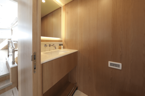 Ocean Alexander 28L Yacht For Sale