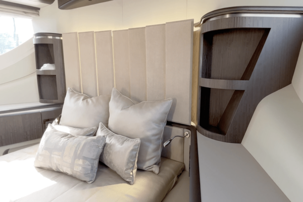 Galeon 560 FLY Yacht For Sale