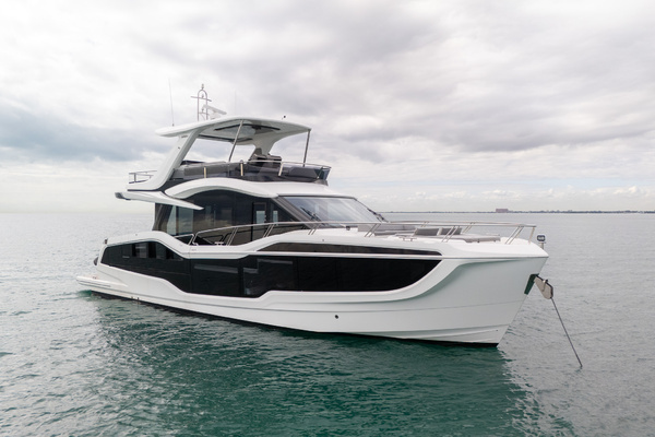 Photo of the 2025 Galeon 560 FLY
