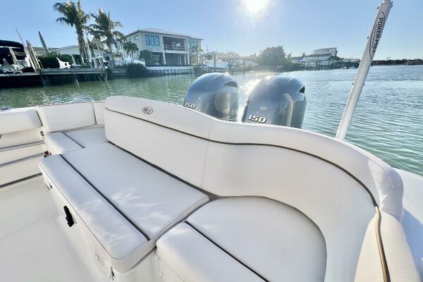 26ft Sea Hunt Yacht For Sale