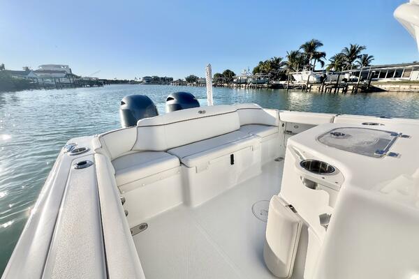 26ft Sea Hunt Yacht For Sale