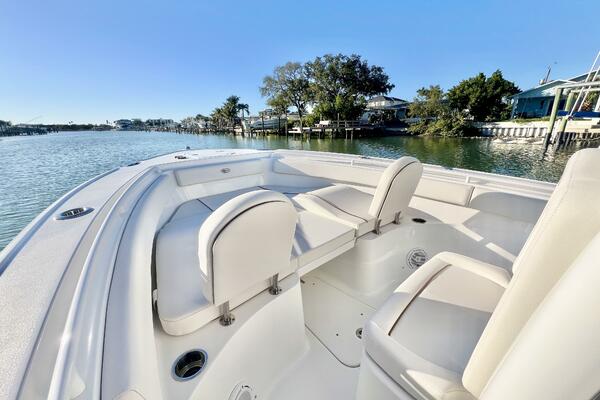 26ft Sea Hunt Yacht For Sale