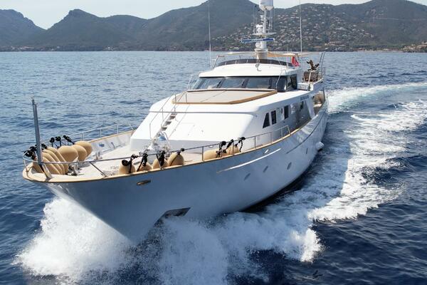 ESPINOLA 113ft Codecasa Yacht For Sale