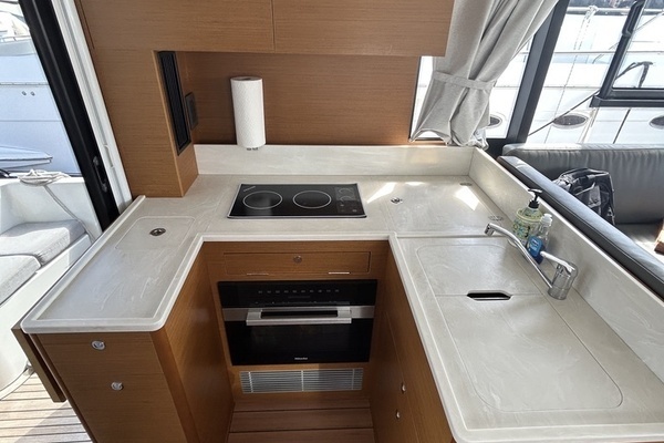 2022 Beneteau 41