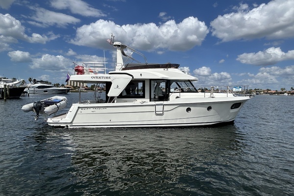 Photo of the 2022 Beneteau ST "OVERTURE"