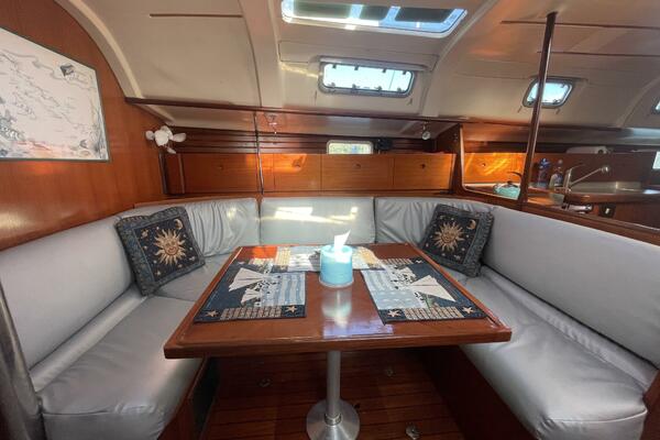 Moin Moin  40ft Beneteau Yacht For Sale