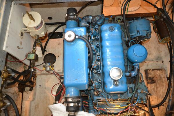 Bottom Time III 32ft Custom Yacht For Sale