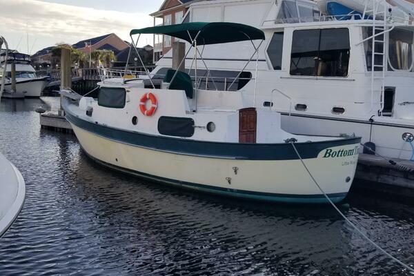 Bottom Time III 32ft Custom Yacht For Sale