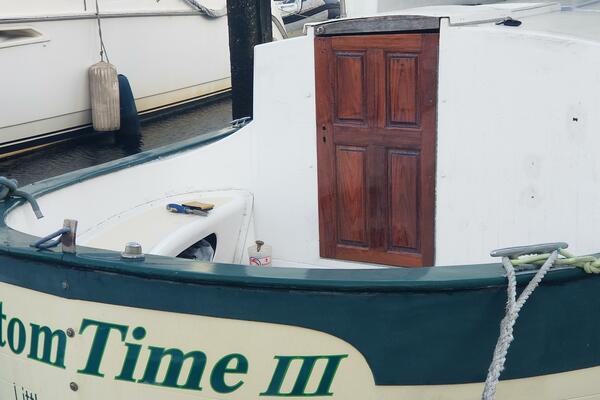 Bottom Time III 32ft Custom Yacht For Sale