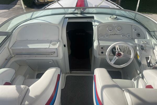 Varoom 27ft Formula Yacht For Sale
