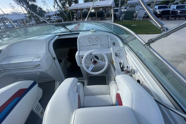 Varoom 27ft Formula Yacht For Sale