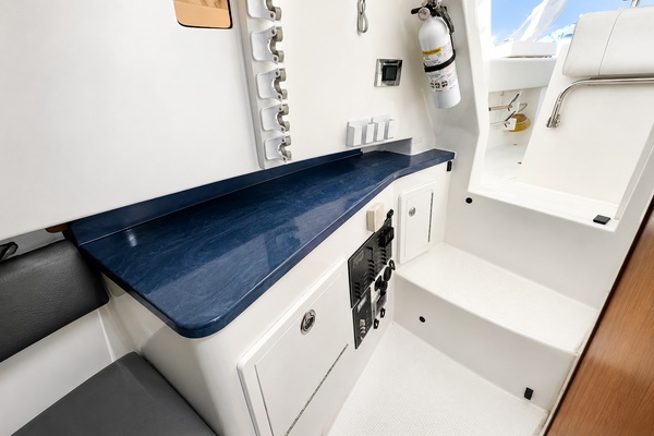 27ft Belzona Yacht For Sale