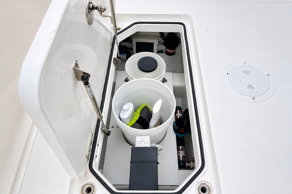 27ft Belzona Yacht For Sale