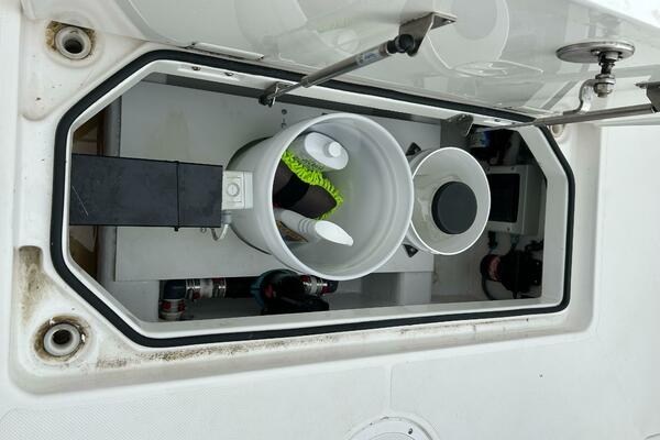 27ft Belzona Yacht For Sale