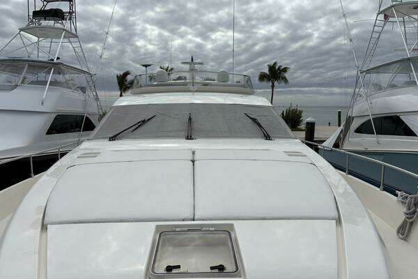 1999 Ferretti Yachts 80