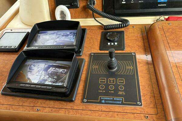 Ferretti Yachts 80 RPH Yacht For Sale