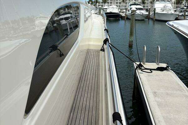 Ferretti Yachts 80 RPH Yacht For Sale