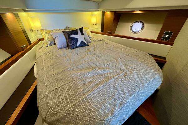 Tiara Yachts 39 Coupe Yacht For Sale