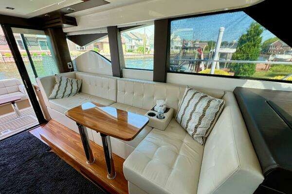 Tiara Yachts 39 Coupe Yacht For Sale