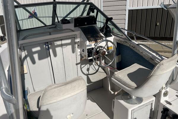 Spinnaker 20ft Grady White Yacht For Sale