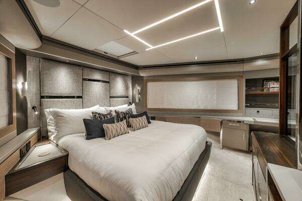 Sunseeker 88 Yacht Yacht For Sale