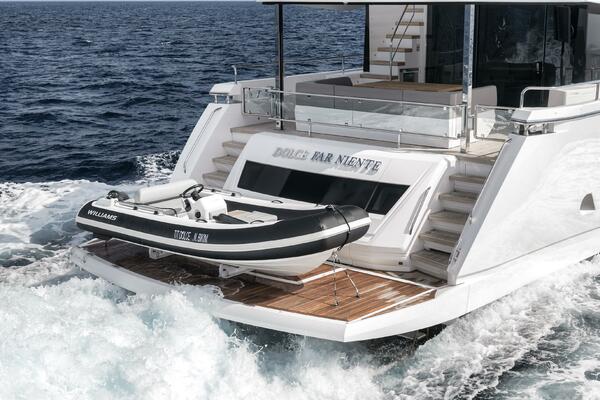 Dolce Far Niente 88ft Sunseeker Yacht For Sale