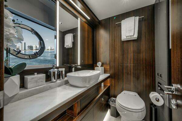 Sunseeker 88 Yacht Yacht For Sale