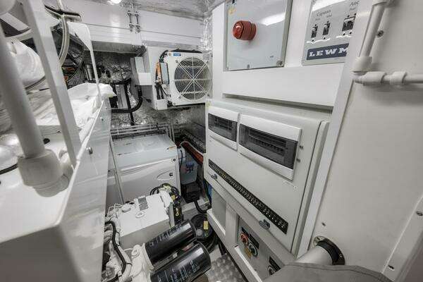 Sunseeker 88 Yacht Yacht For Sale