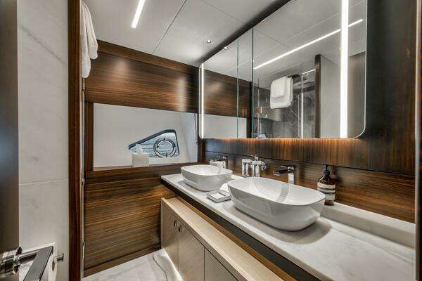 Sunseeker 88 Yacht Yacht For Sale