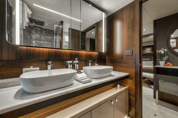 Sunseeker 88 Yacht Yacht For Sale