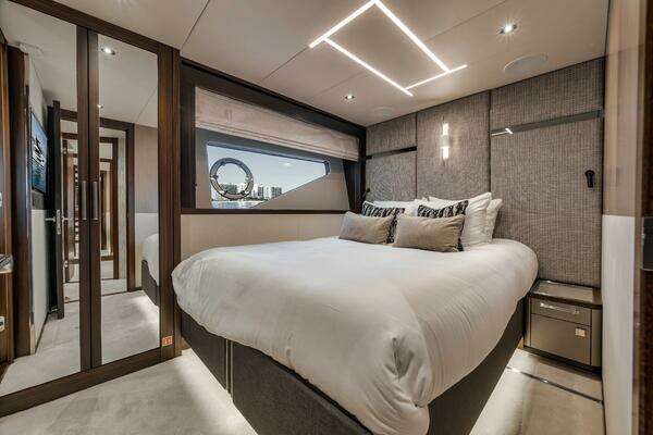 Sunseeker 88 Yacht Yacht For Sale