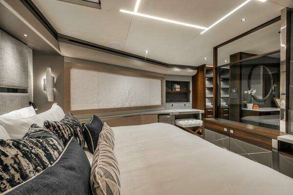 Sunseeker 88 Yacht Yacht For Sale