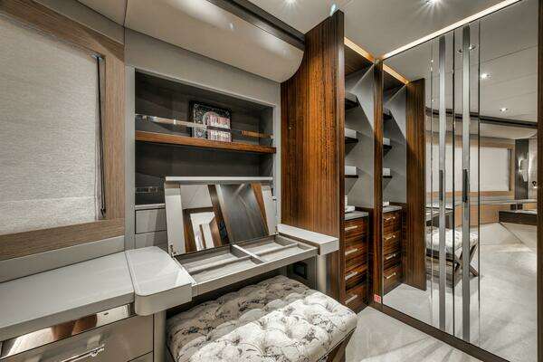 Sunseeker 88 Yacht Yacht For Sale