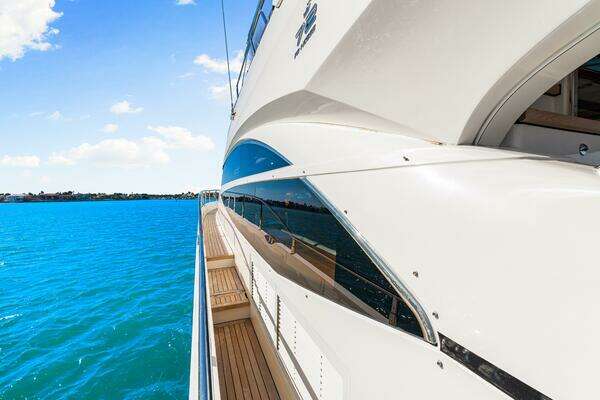 Princess Y72 Yacht For Sale