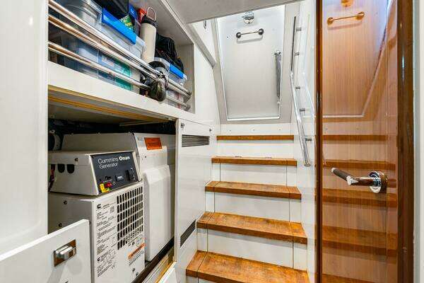 Princess Y72 Yacht For Sale